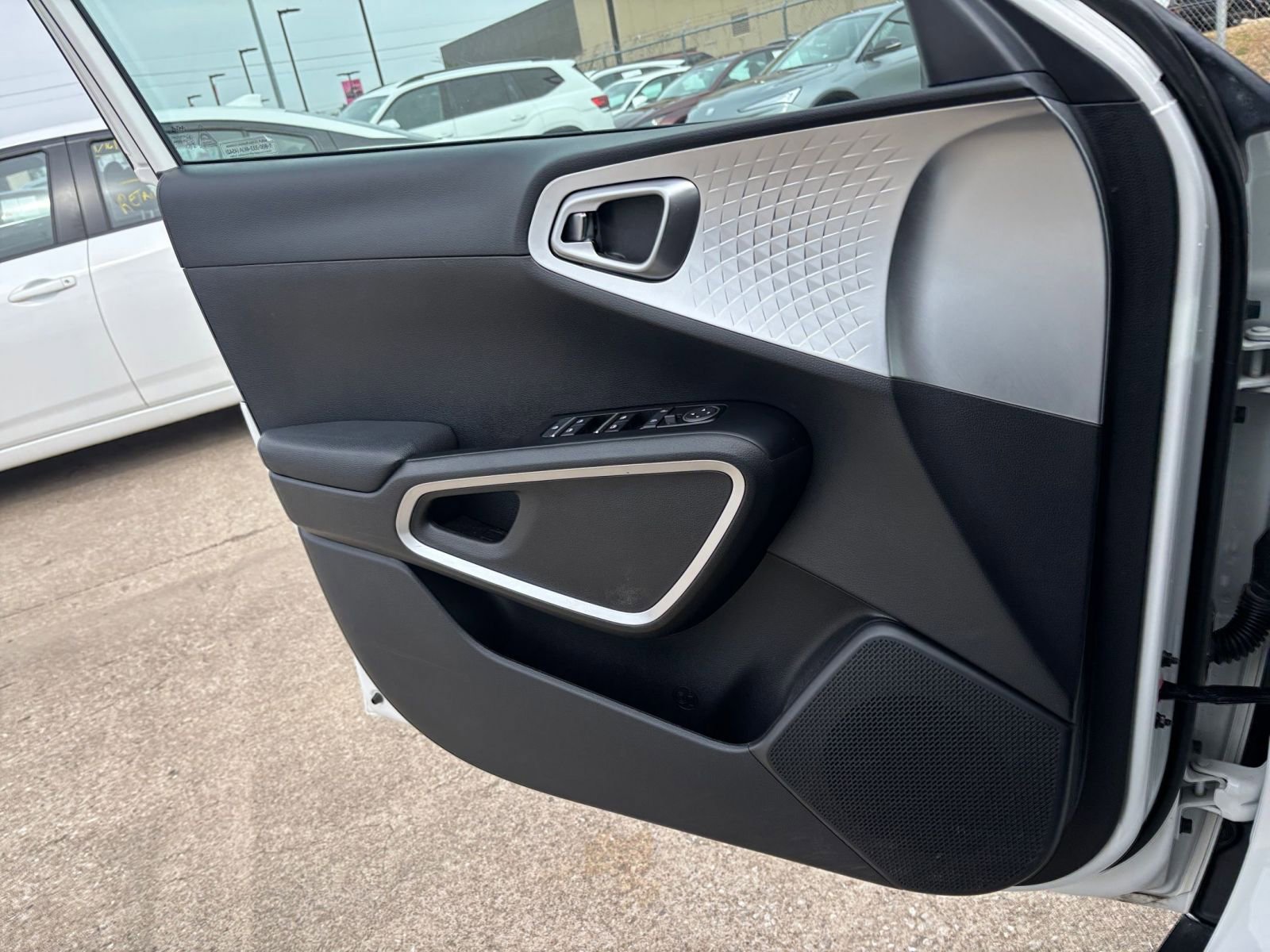 Thumbnail: 2025 Kia Soul - 18