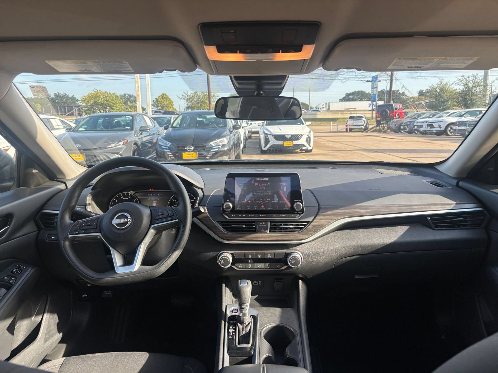 Thumbnail: 2025 Nissan Altima - 32