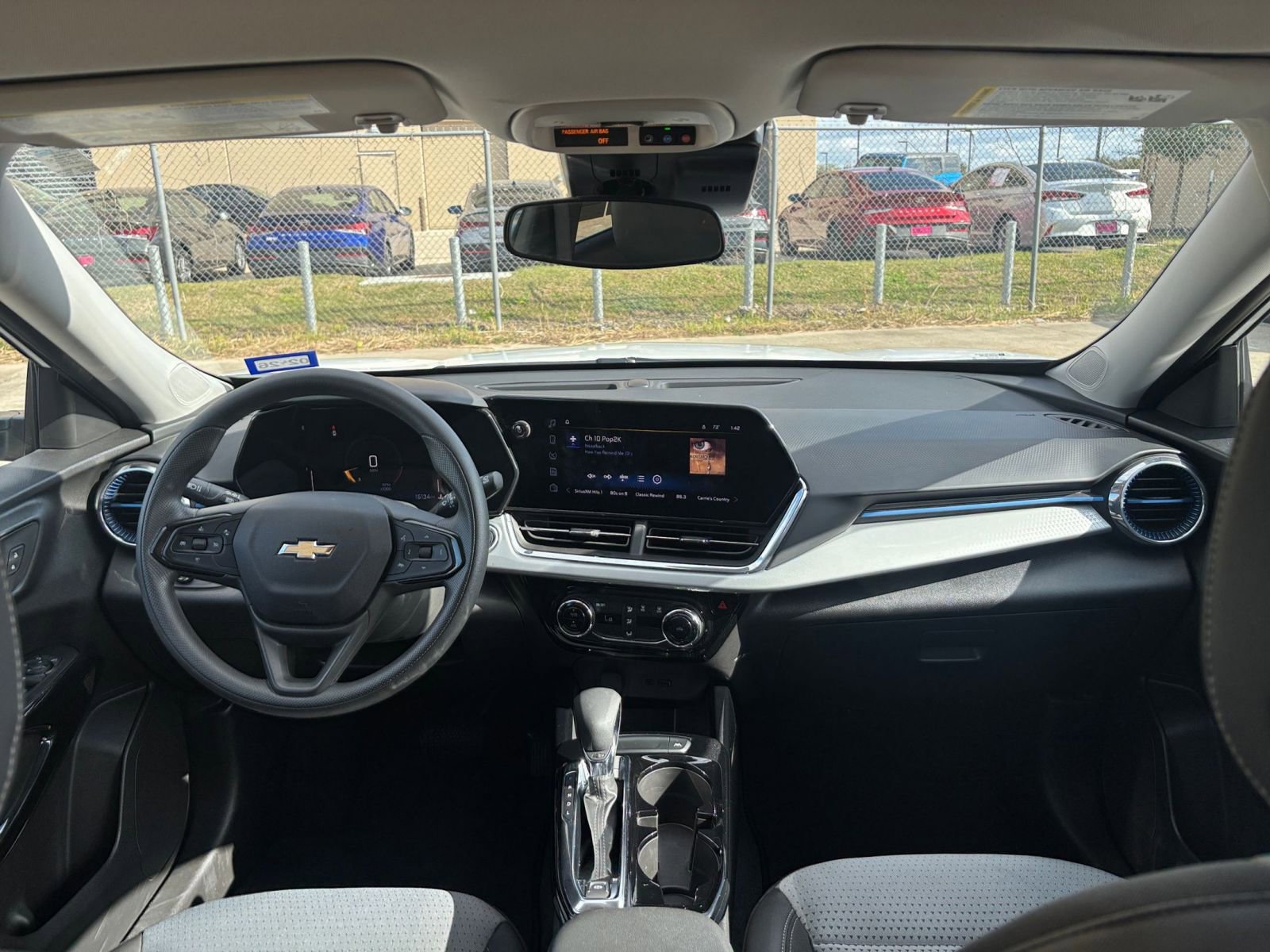 Thumbnail: 2025 Chevrolet Trax - 31