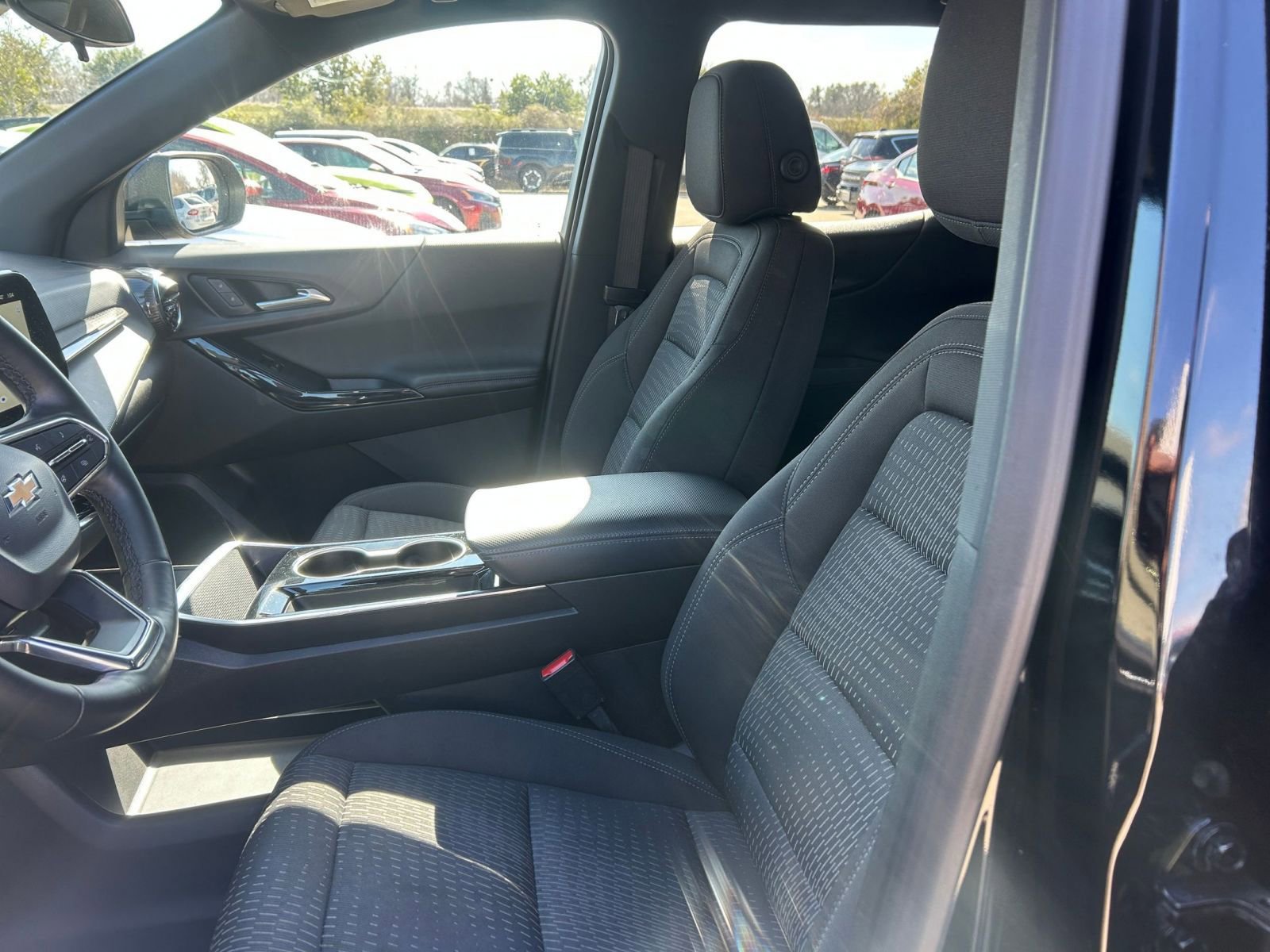 Thumbnail: 2025 Chevrolet Equinox - 27