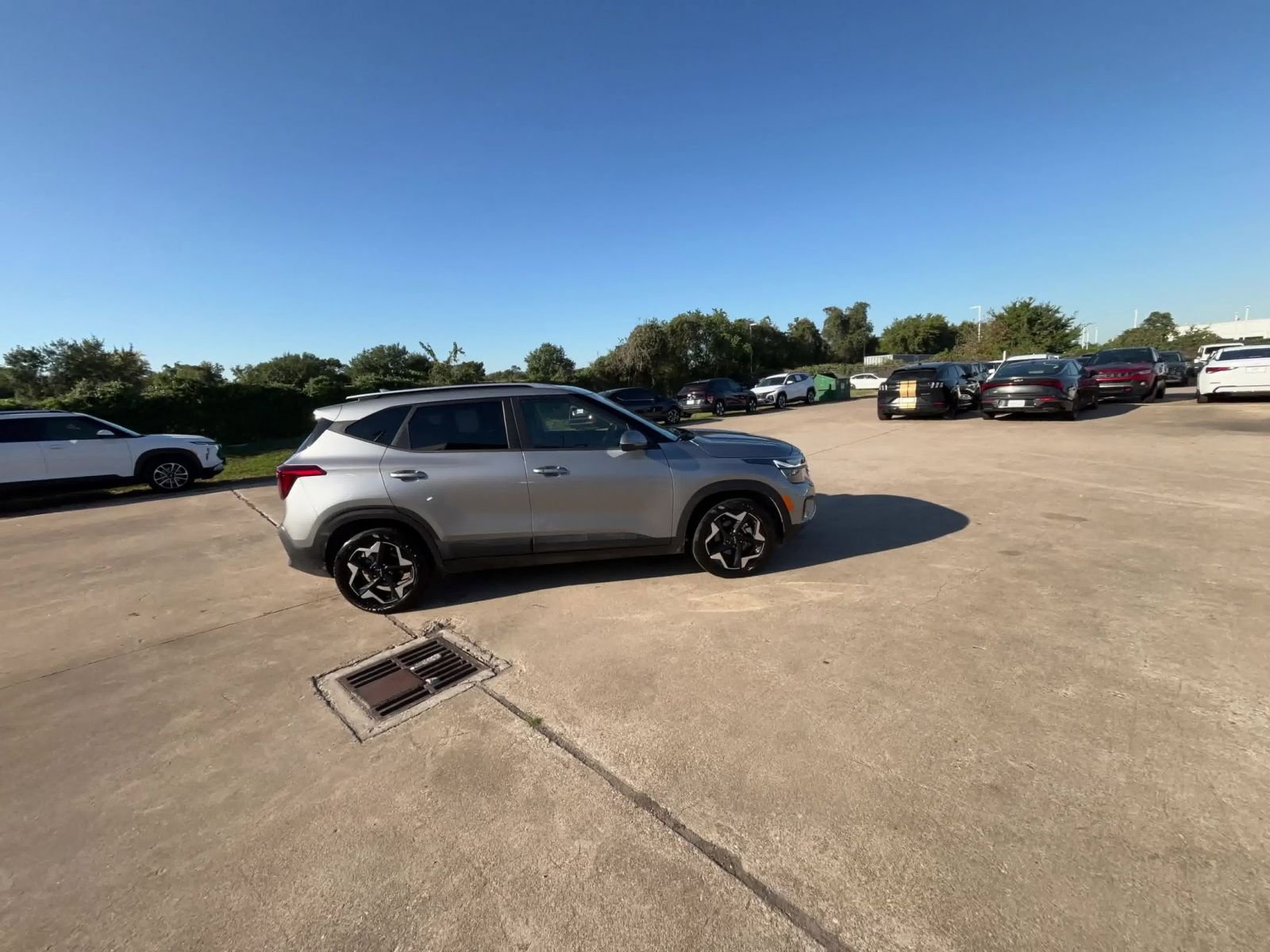 Thumbnail: 2025 Kia Seltos - 16