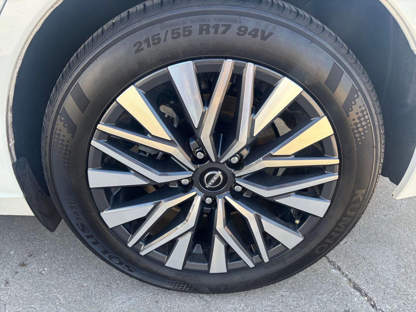 Thumbnail: 2025 Nissan Altima - 29