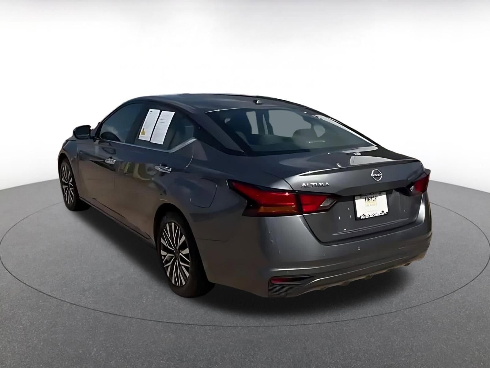 Thumbnail: 2025 Nissan Altima - 11