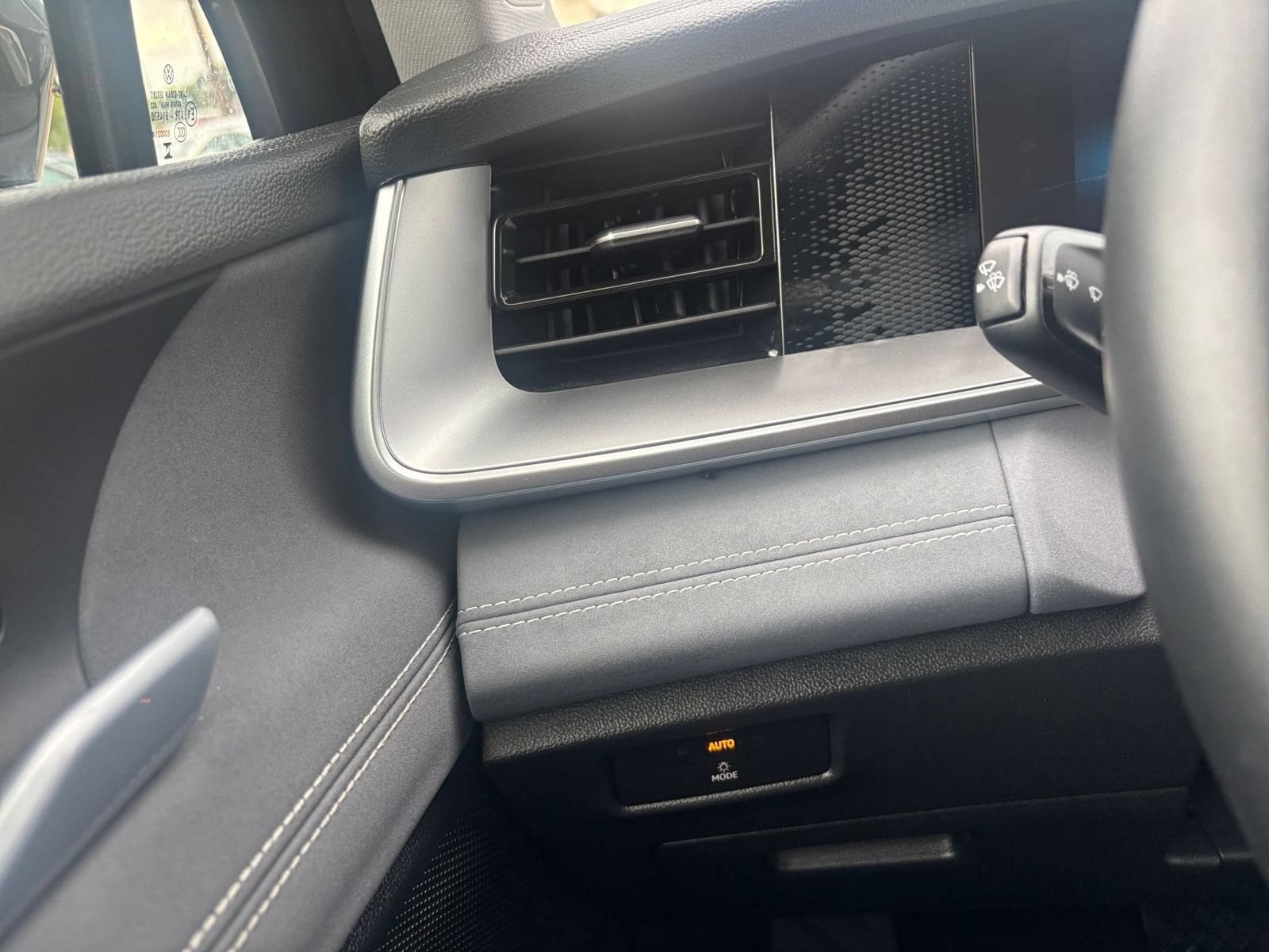 Thumbnail: 2026 Volkswagen Tiguan - 35