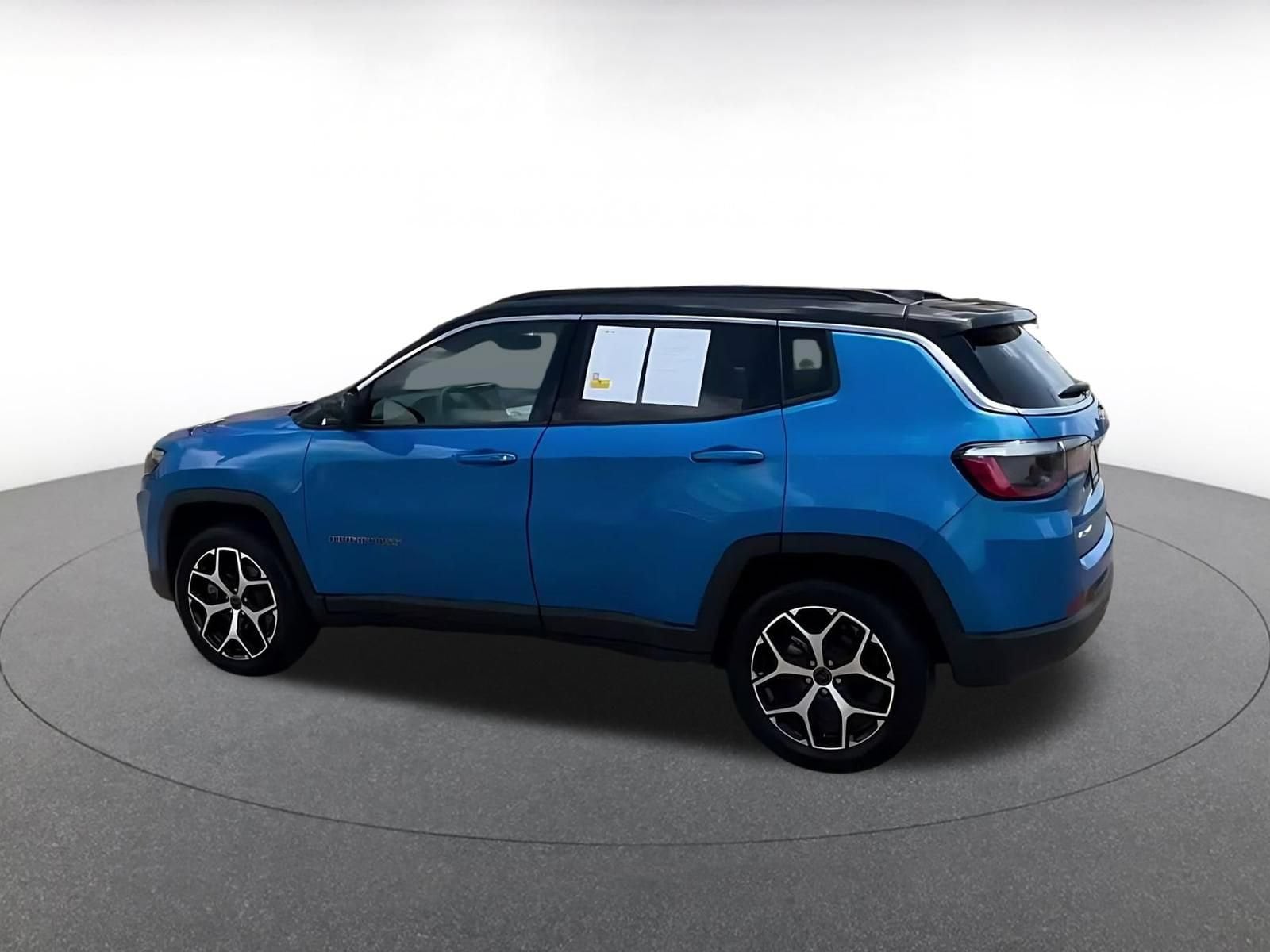 Thumbnail: 2025 Jeep Compass - 10