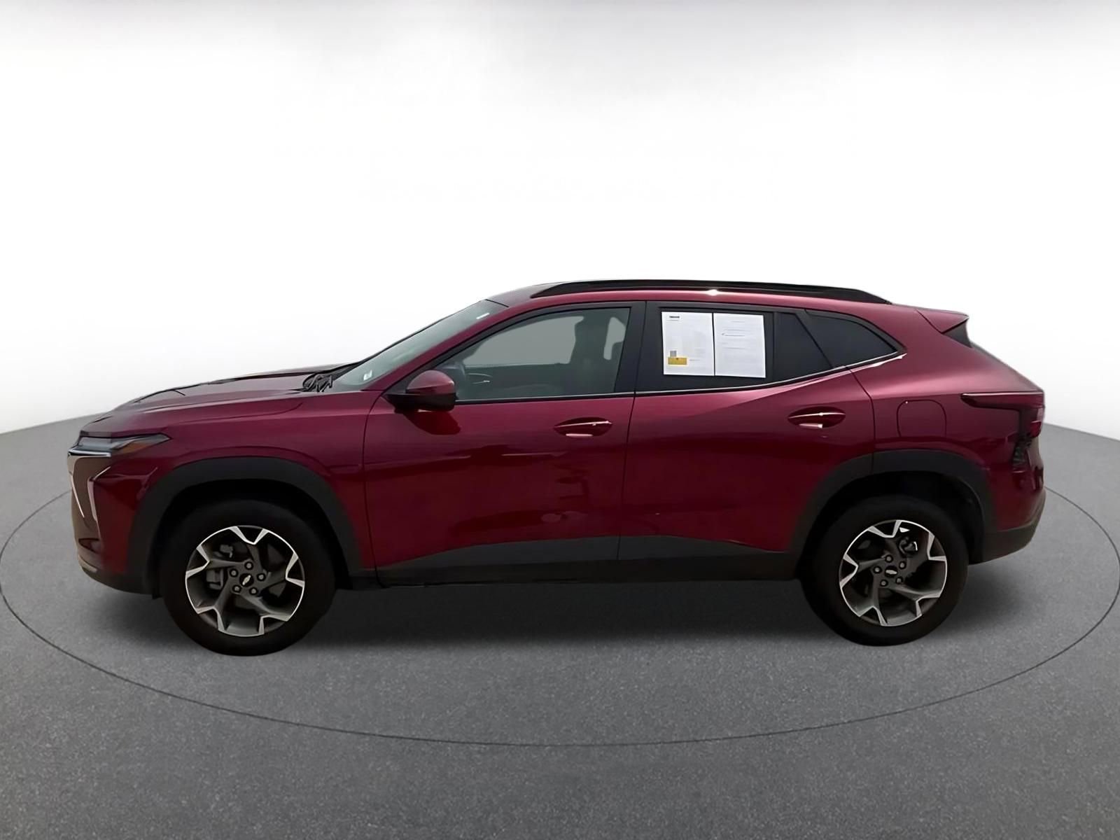 Thumbnail: 2025 Chevrolet Trax - 9