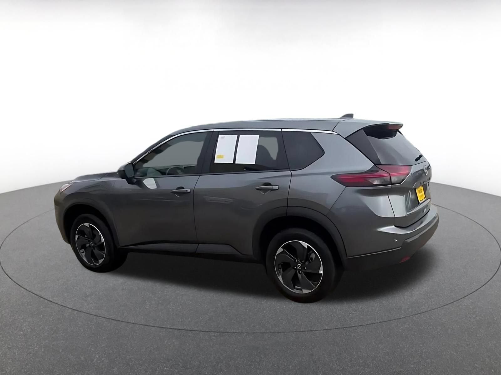 Thumbnail: 2025 Nissan Rogue - 10