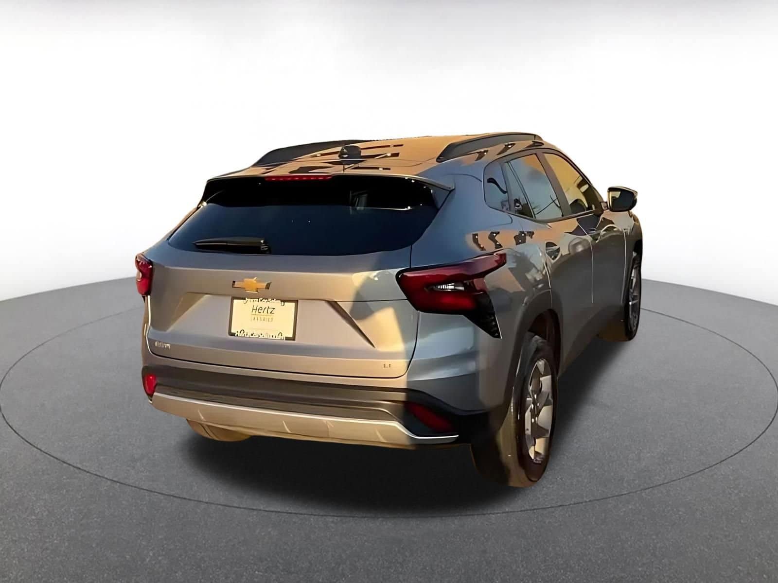 Thumbnail: 2025 Chevrolet Trax - 11