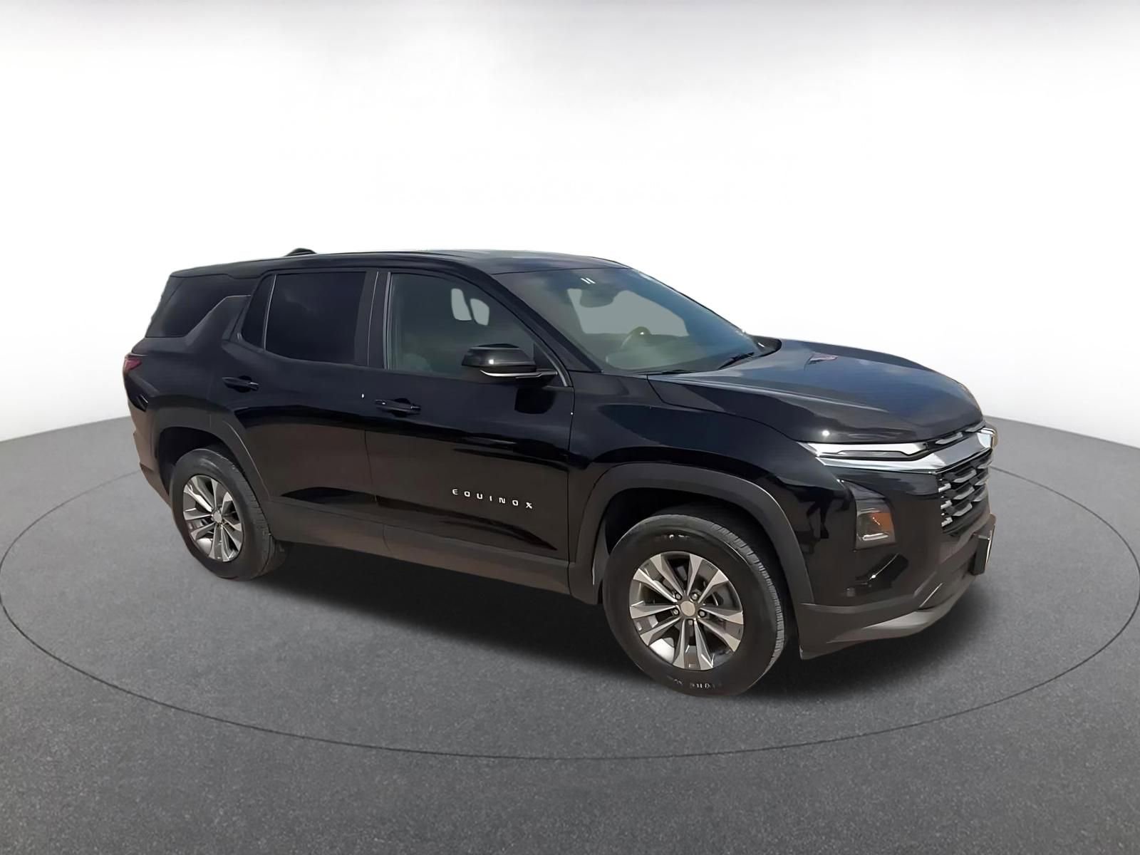 Thumbnail: 2025 Chevrolet Equinox - 2