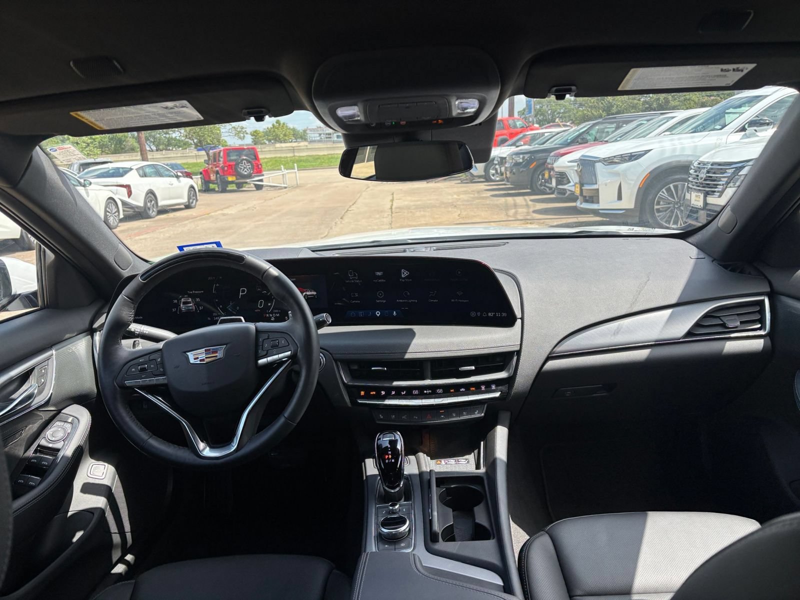 Thumbnail: 2026 Cadillac CT5 - 35