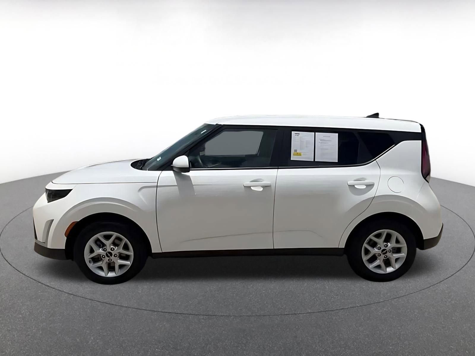 Thumbnail: 2025 Kia Soul - 8