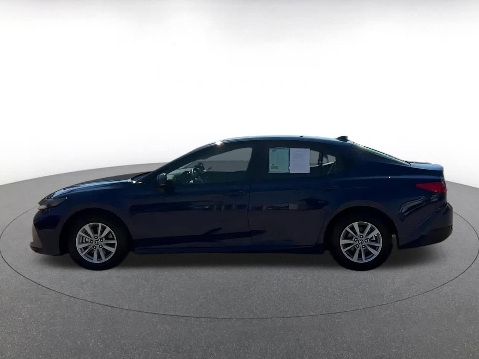 2025 Toyota Camry LE 7