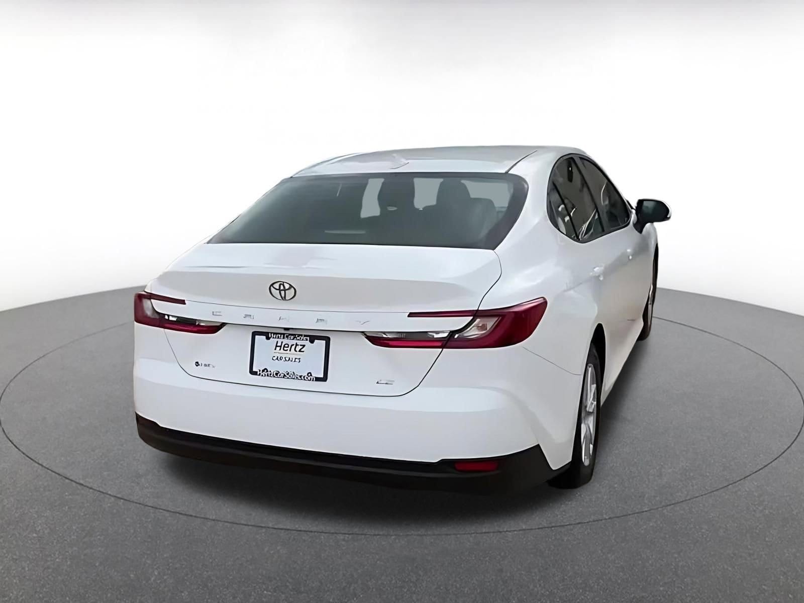 Thumbnail: 2025 Toyota Camry - 15