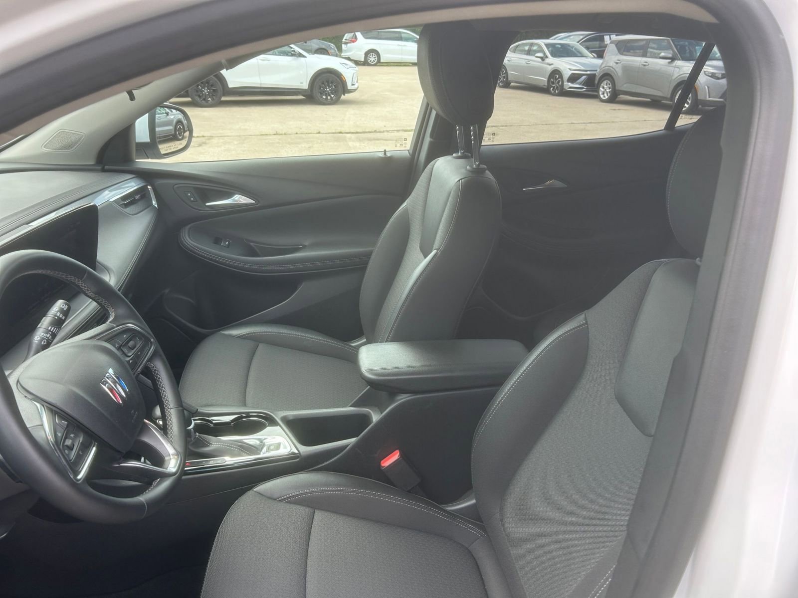 Thumbnail: 2025 Buick Encore GX - 35