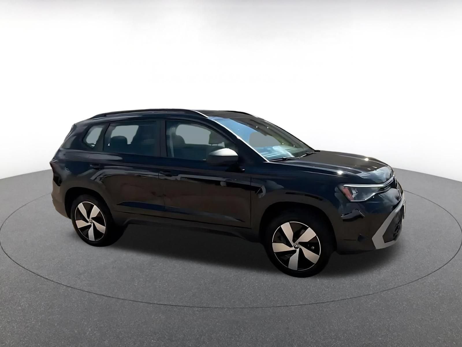 Thumbnail: 2026 Volkswagen Taos - 2