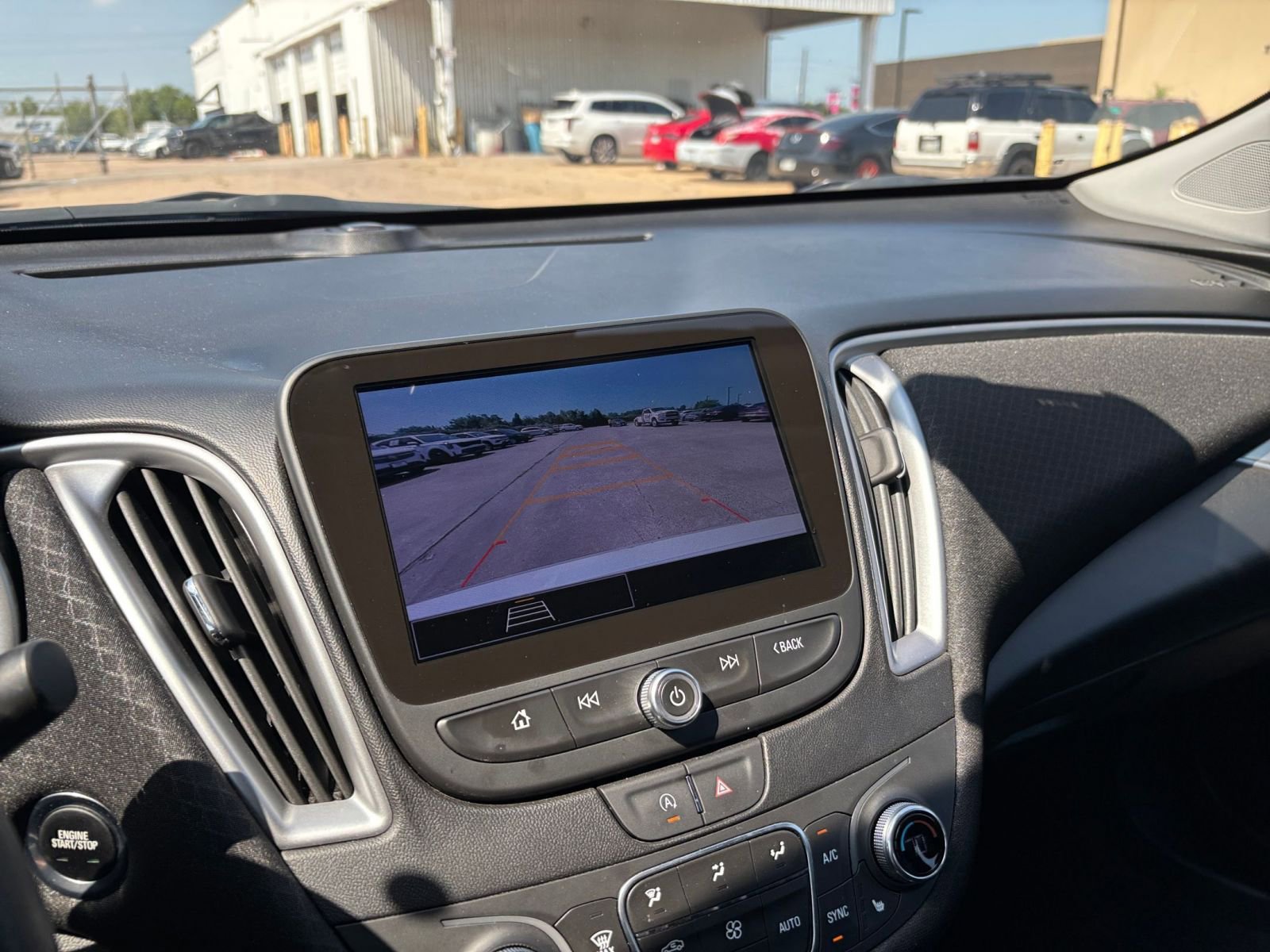 Thumbnail: 2024 Chevrolet Malibu - 14