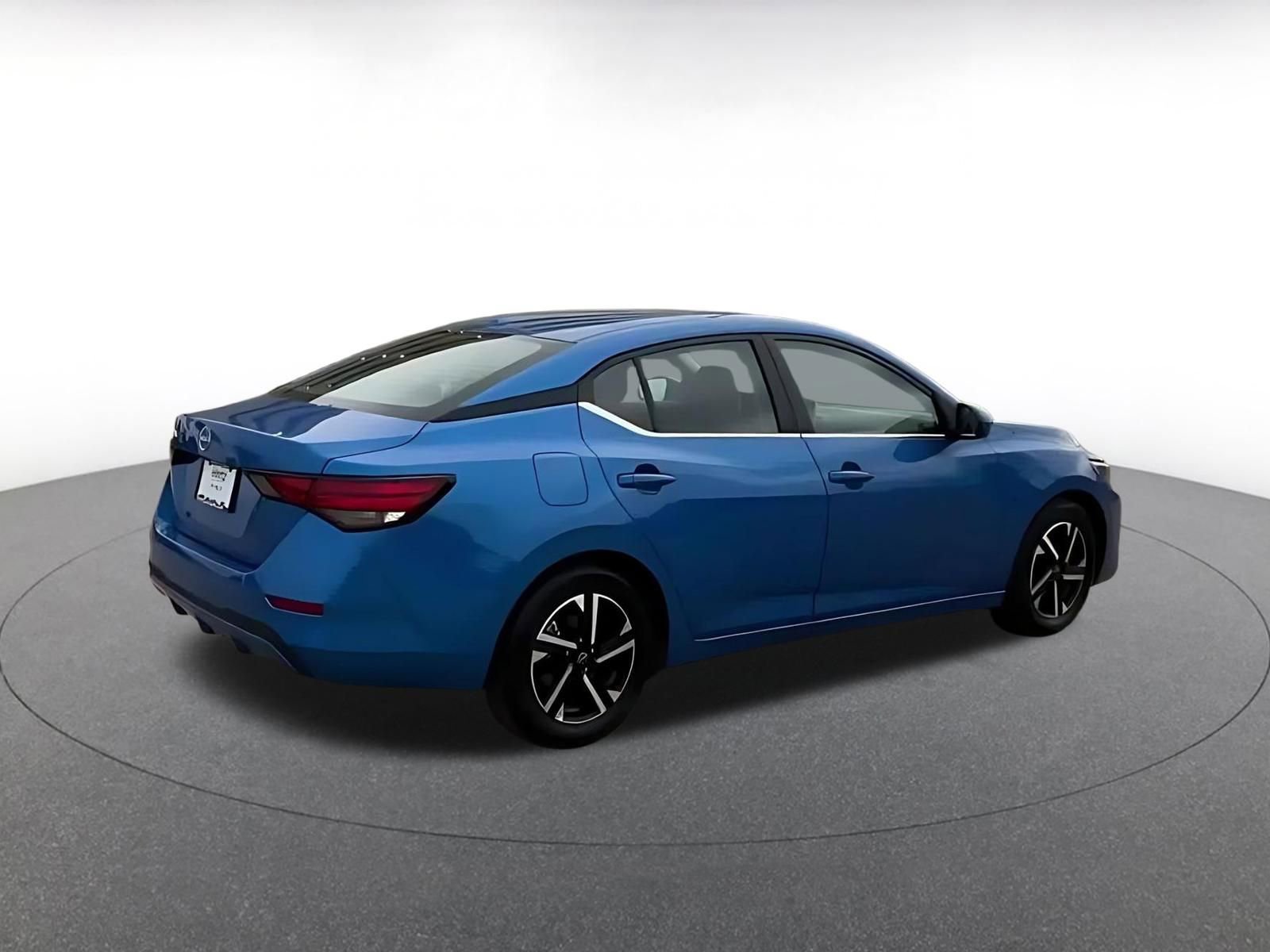Thumbnail: 2025 Nissan Sentra - 14