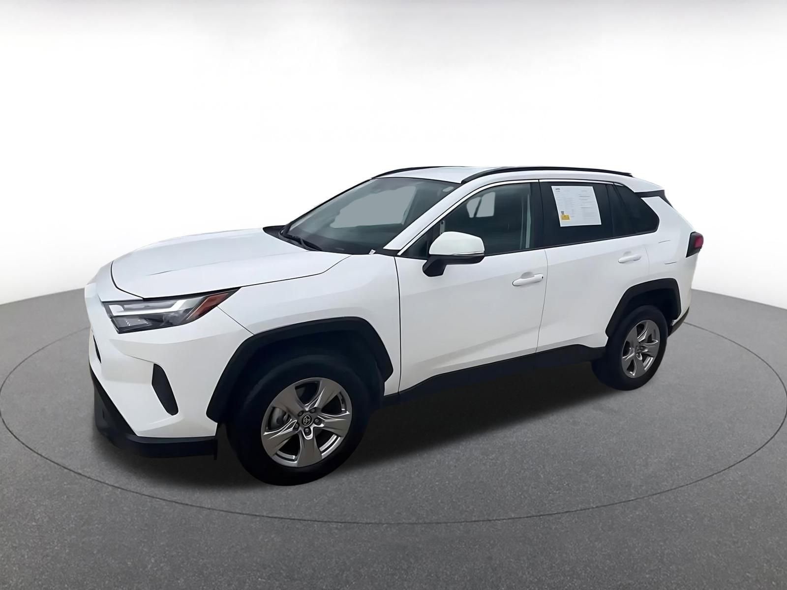 Thumbnail: 2025 Toyota RAV4 - 8