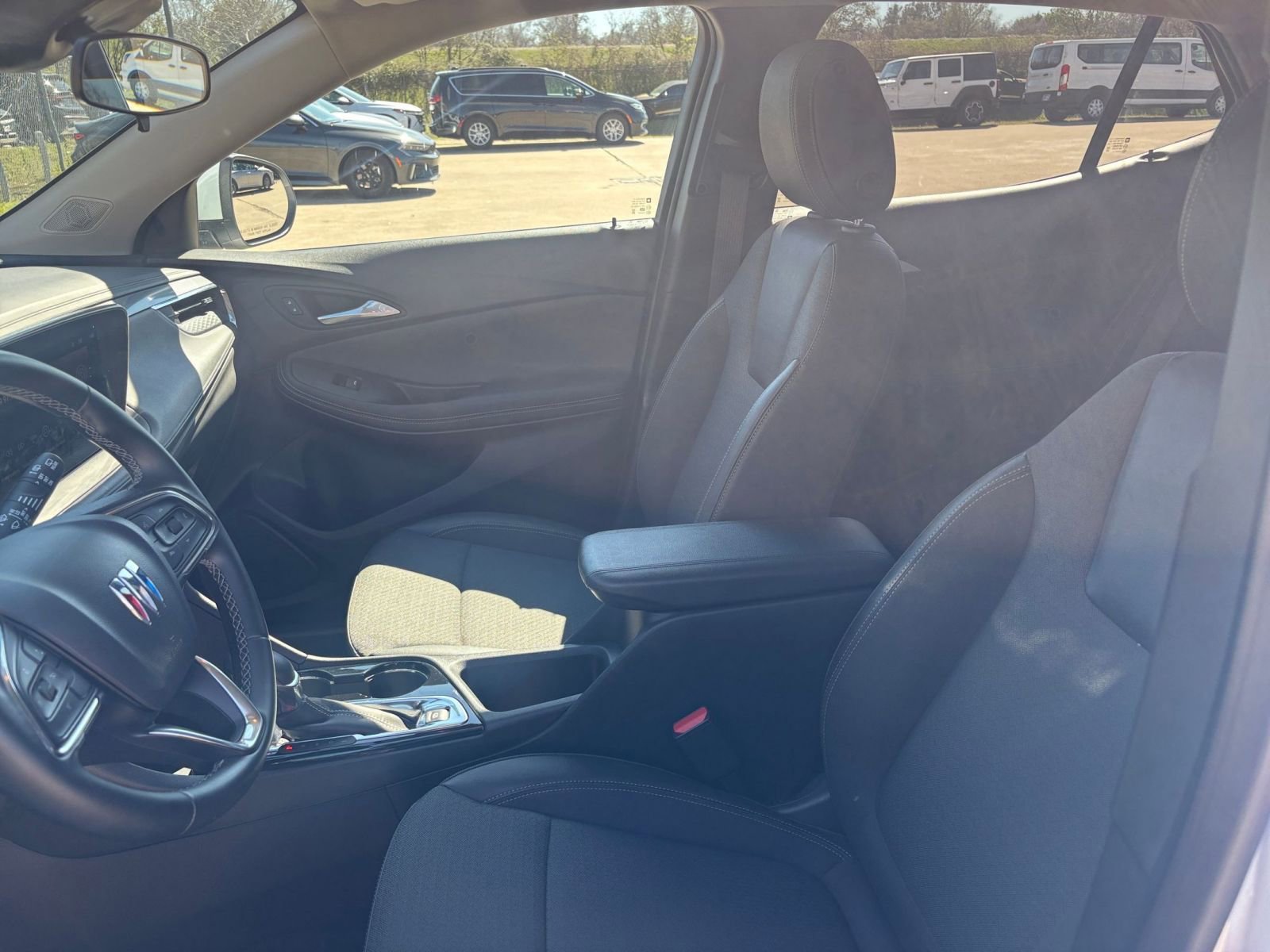 Thumbnail: 2025 Buick Encore GX - 25