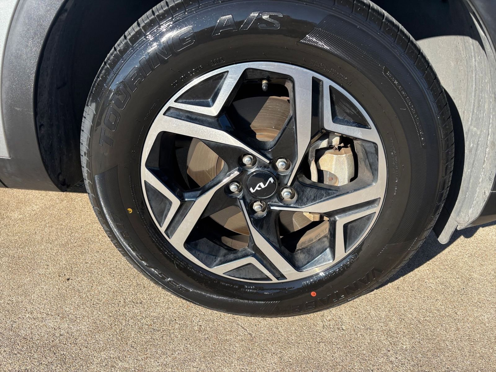 Thumbnail: 2024 Kia Sportage - 29