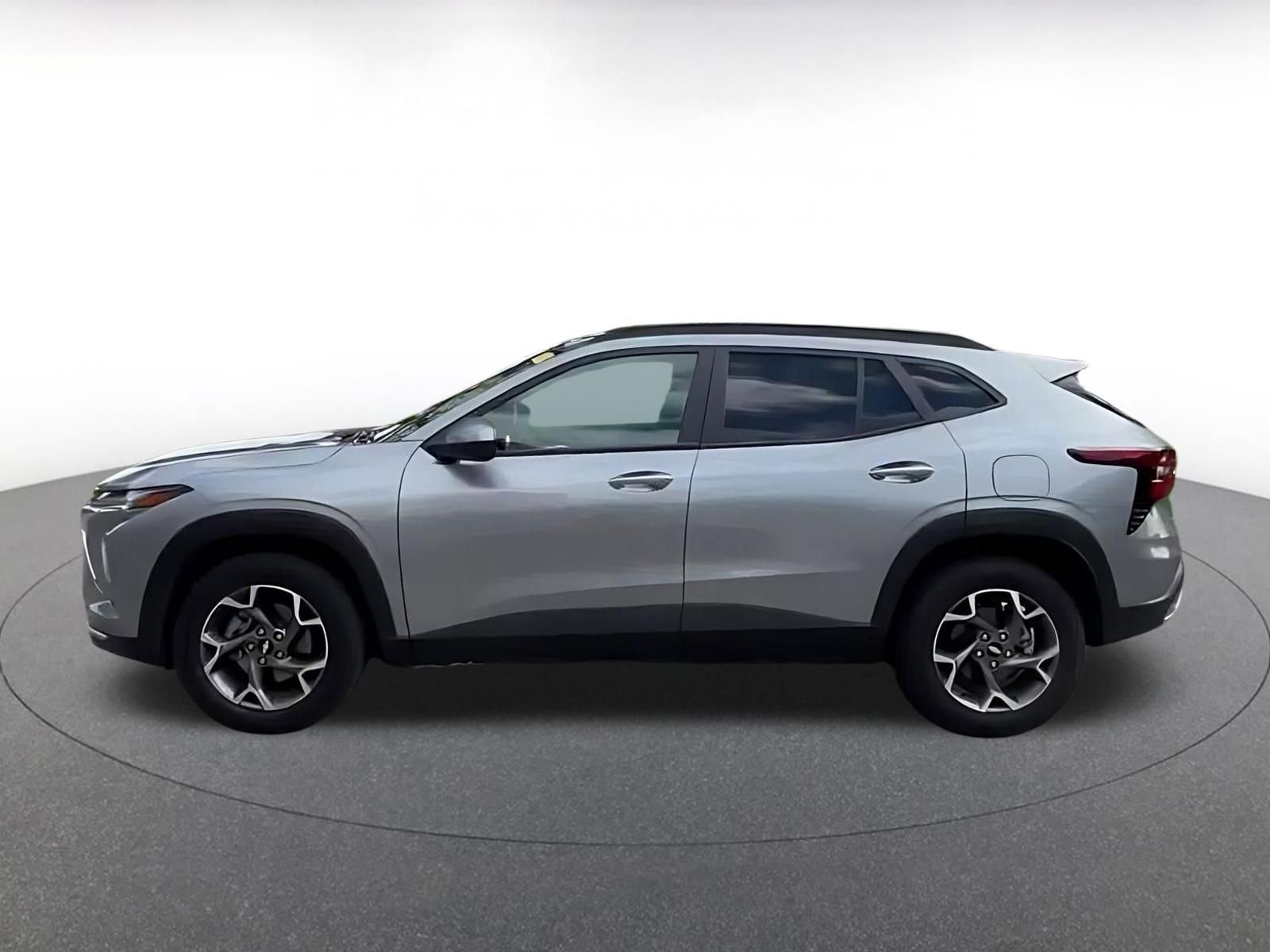 Thumbnail: 2025 Chevrolet Trax - 9
