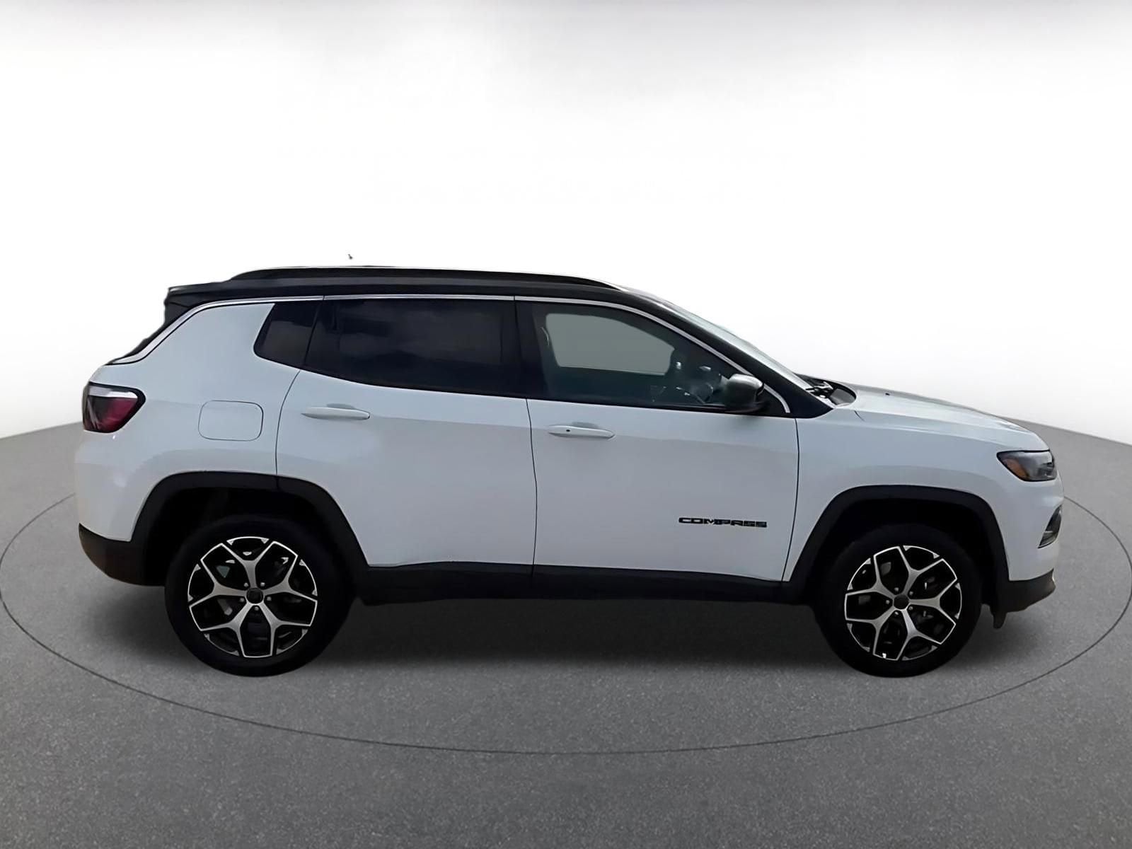 Thumbnail: 2025 Jeep Compass - 16