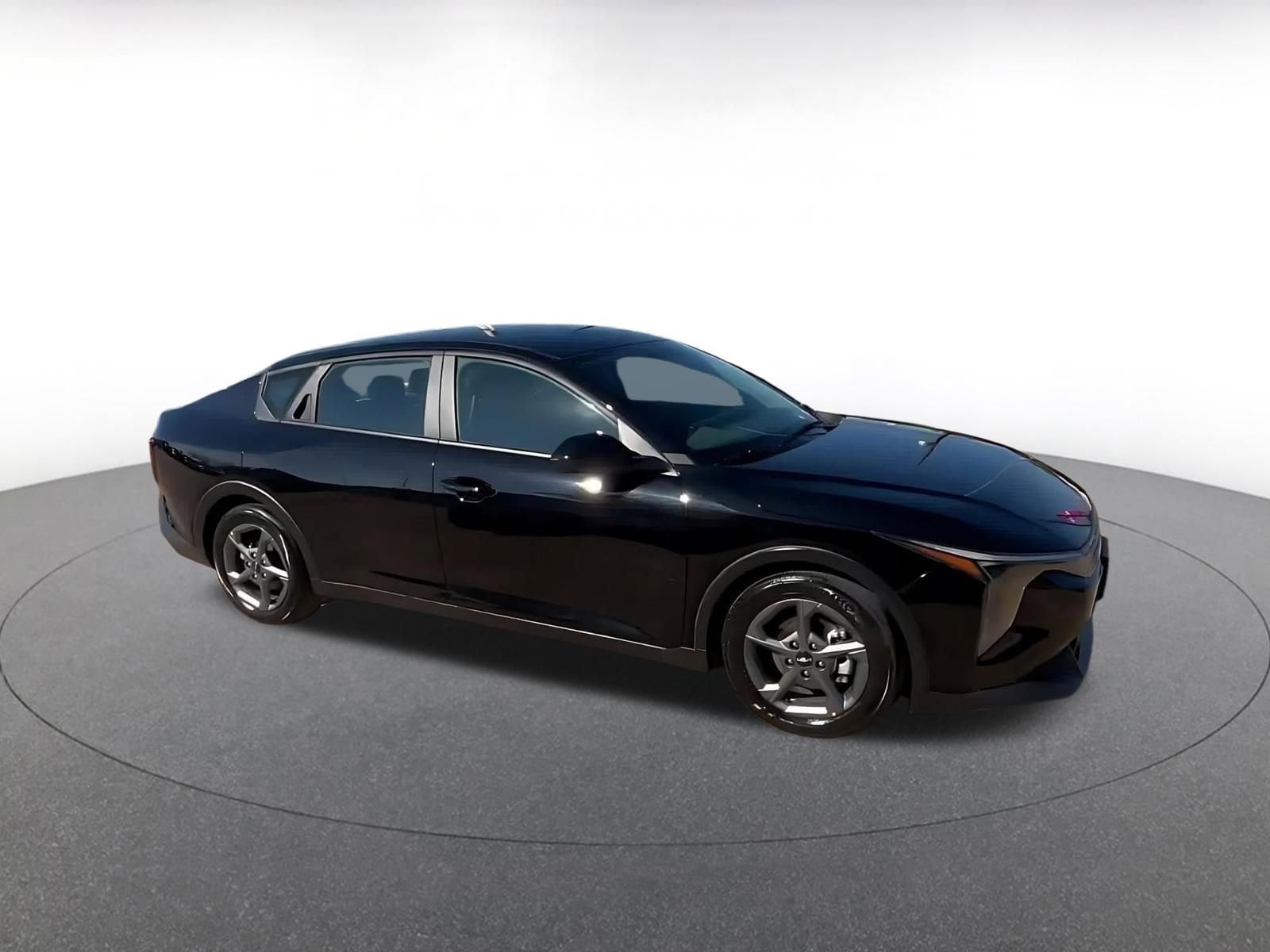 Thumbnail: 2025 Kia K4 - 2