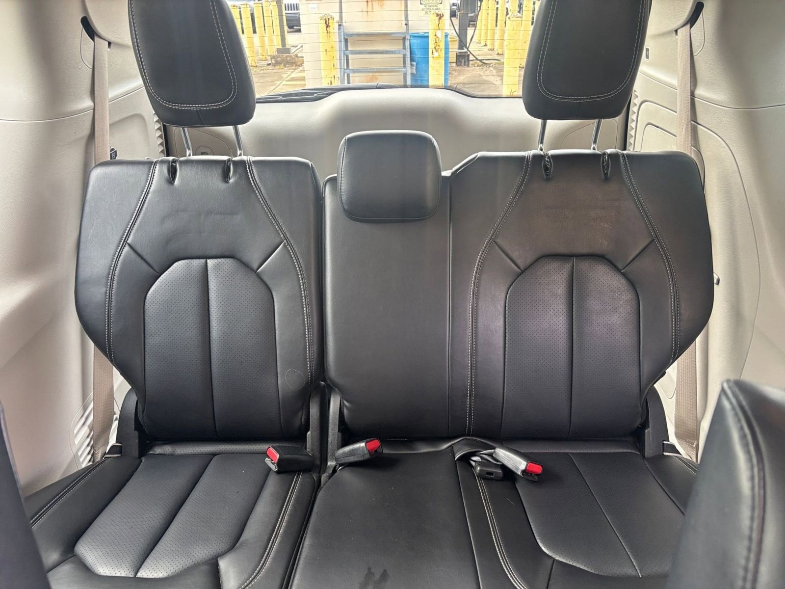 Thumbnail: 2023 Chrysler Pacifica - 17