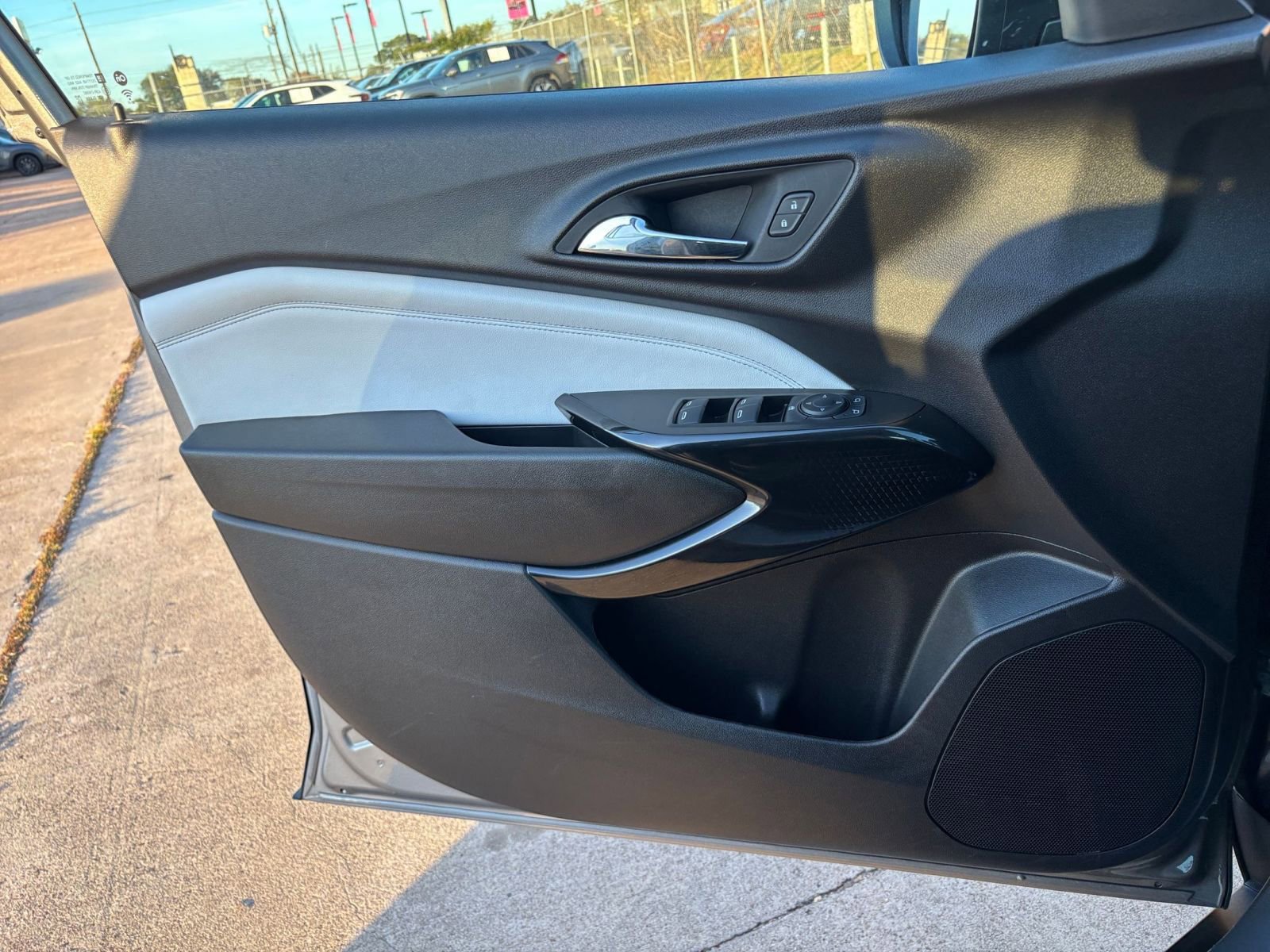 Thumbnail: 2025 Chevrolet Trax - 20