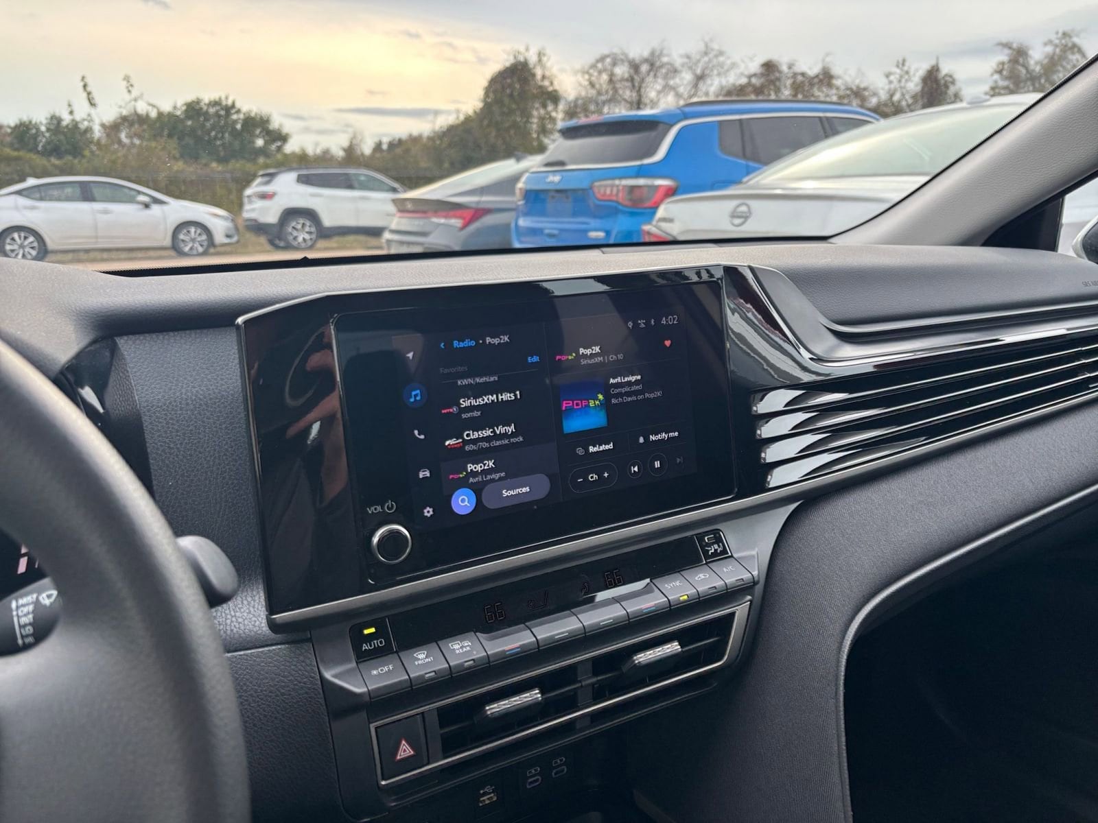 Thumbnail: 2025 Toyota Camry - 21