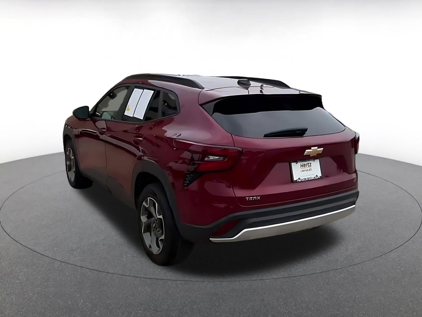Thumbnail: 2025 Chevrolet Trax - 11