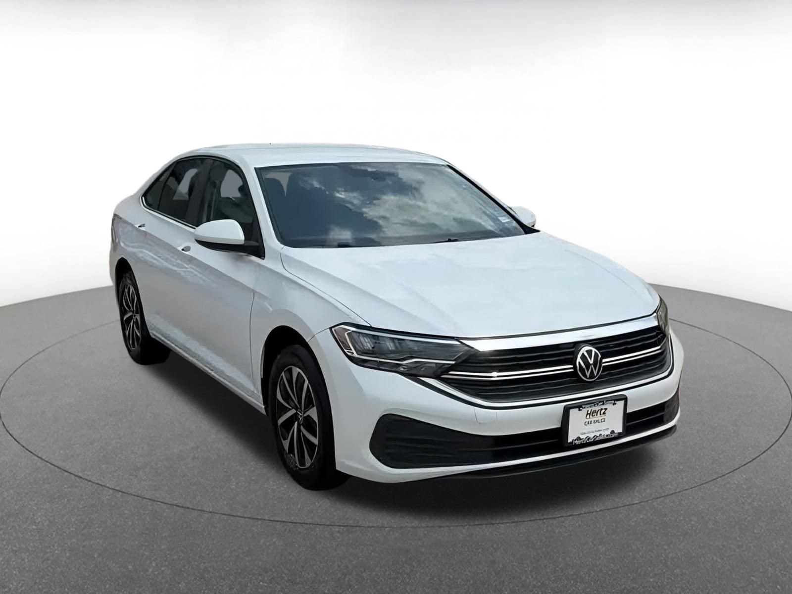 Thumbnail: 2024 Volkswagen Jetta - 3