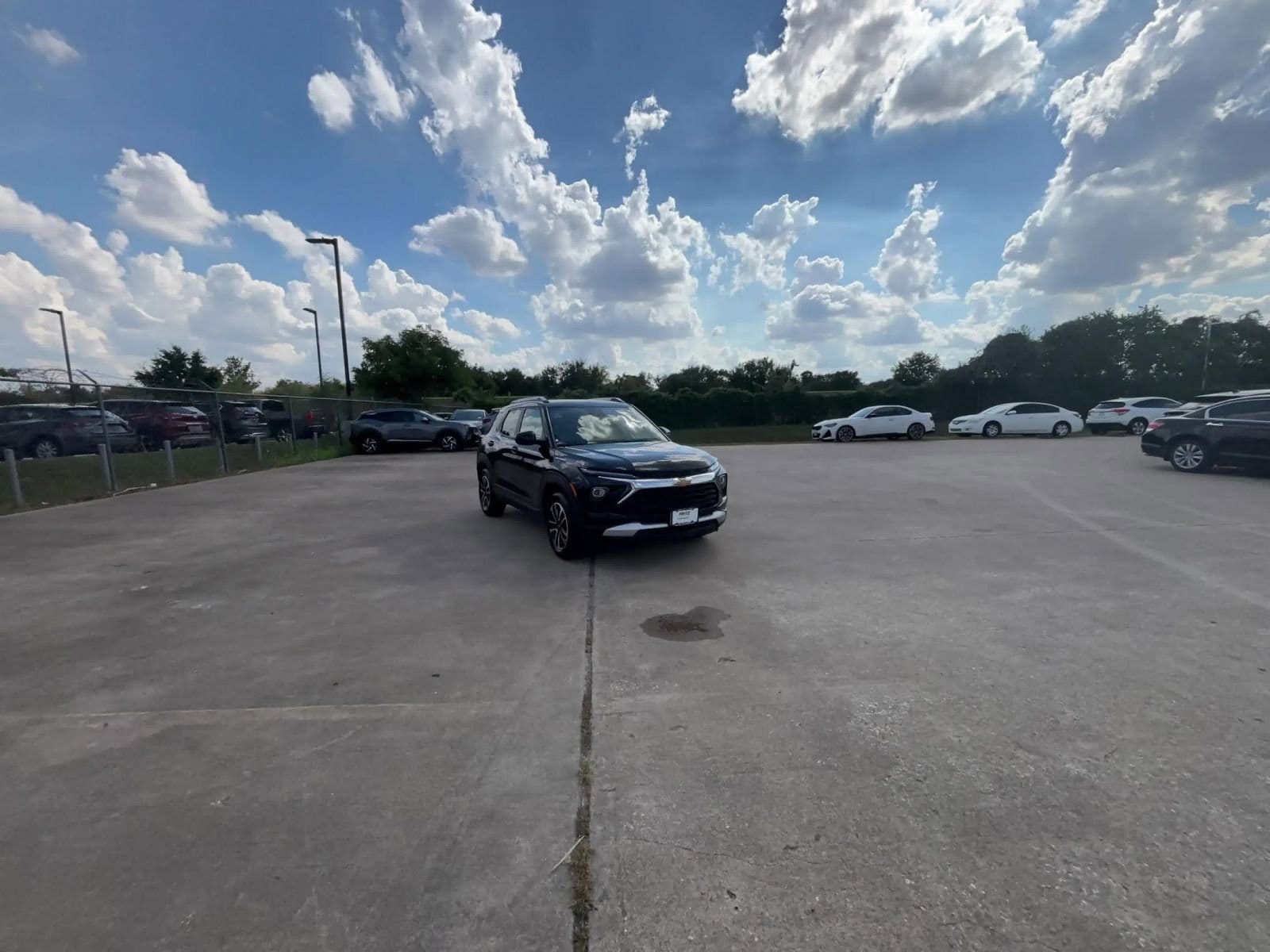 Thumbnail: 2025 Chevrolet TrailBlazer - 16