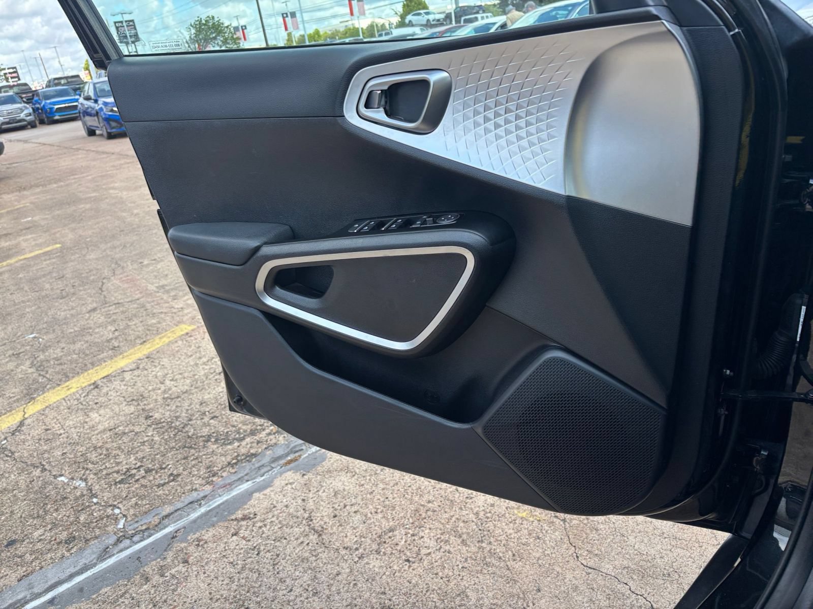 Thumbnail: 2025 Kia Soul - 18