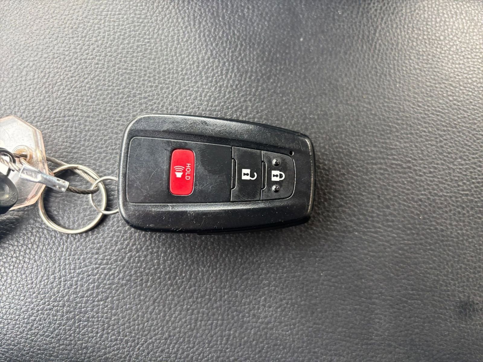 Thumbnail: 2025 Toyota RAV4 - 21