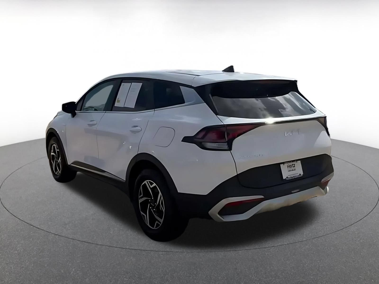 Thumbnail: 2025 Kia Sportage - 10