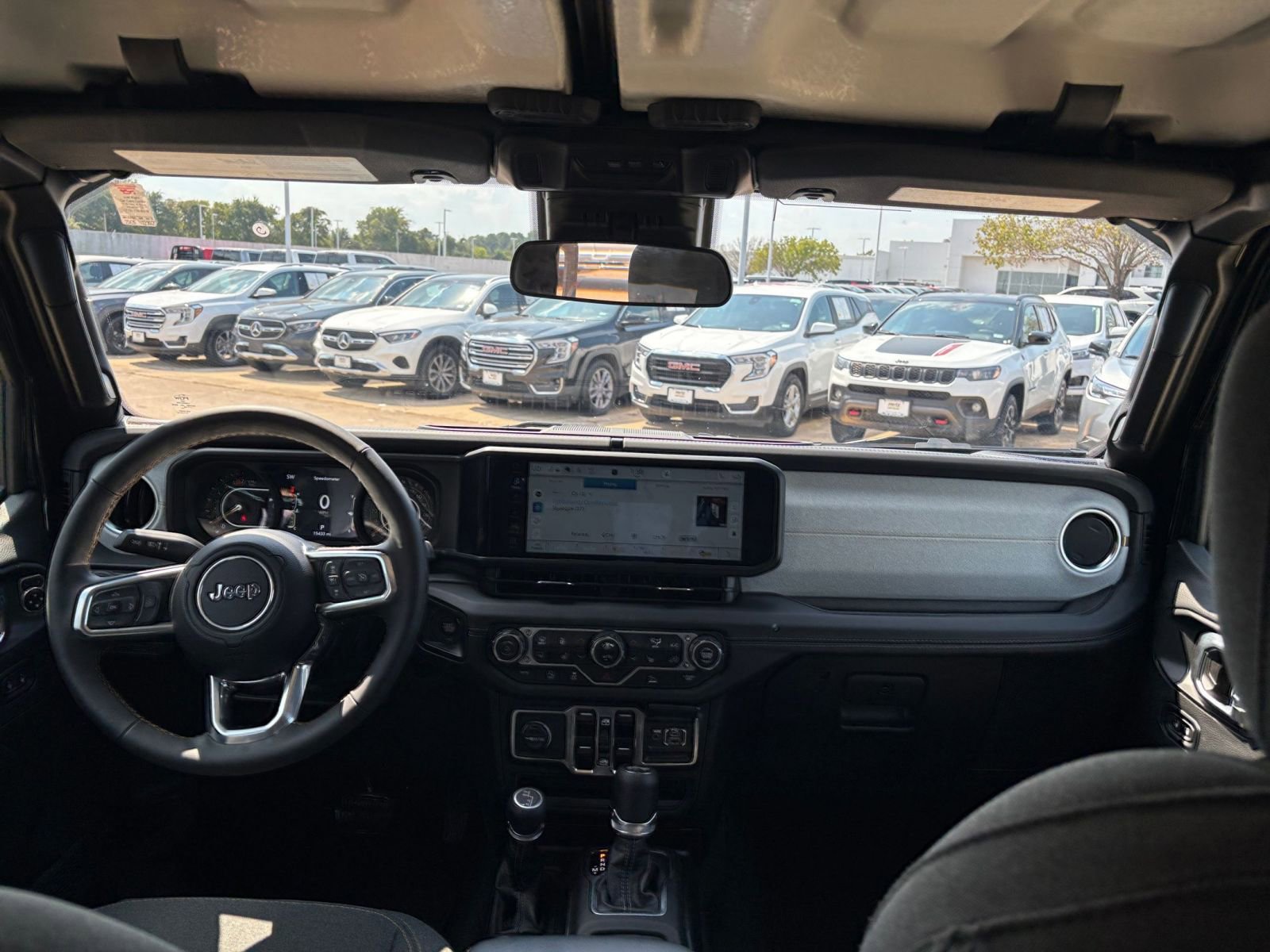 Thumbnail: 2025 Jeep Wrangler - 31