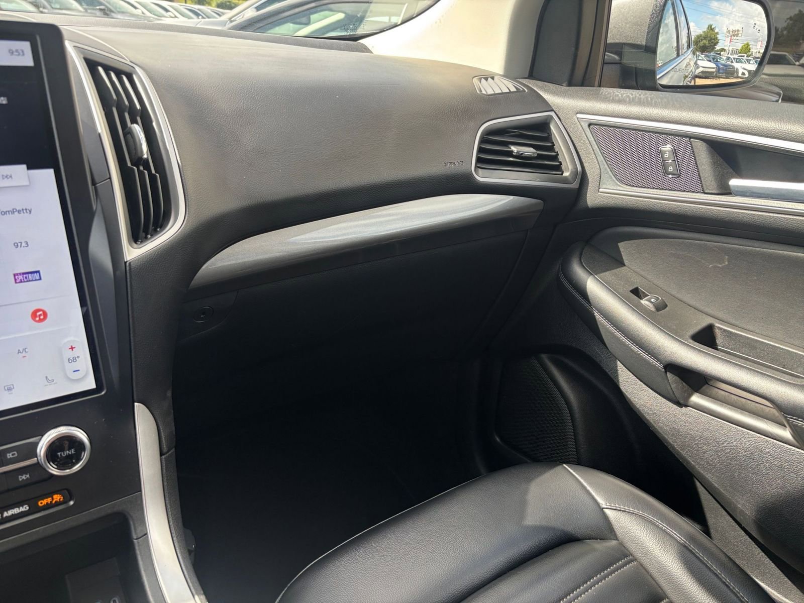 Thumbnail: 2024 Ford Edge - 35