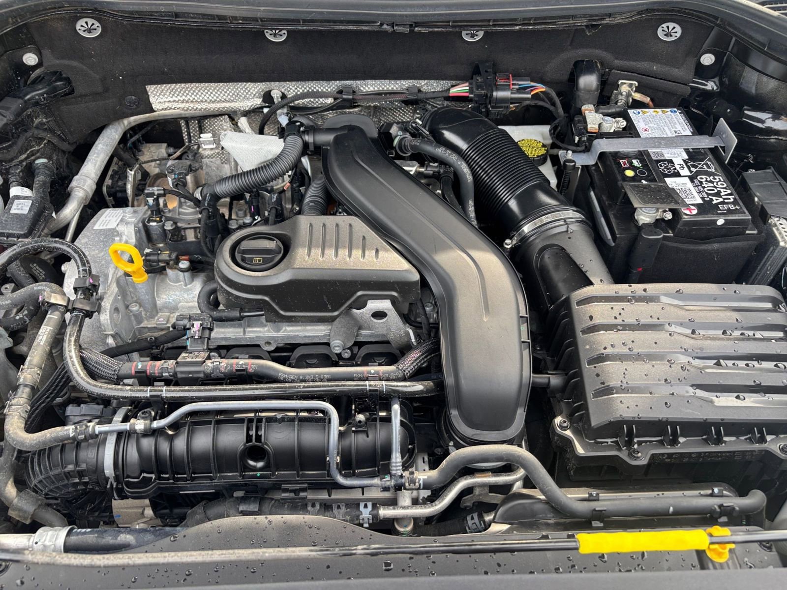 Thumbnail: 2025 Volkswagen Taos - 32