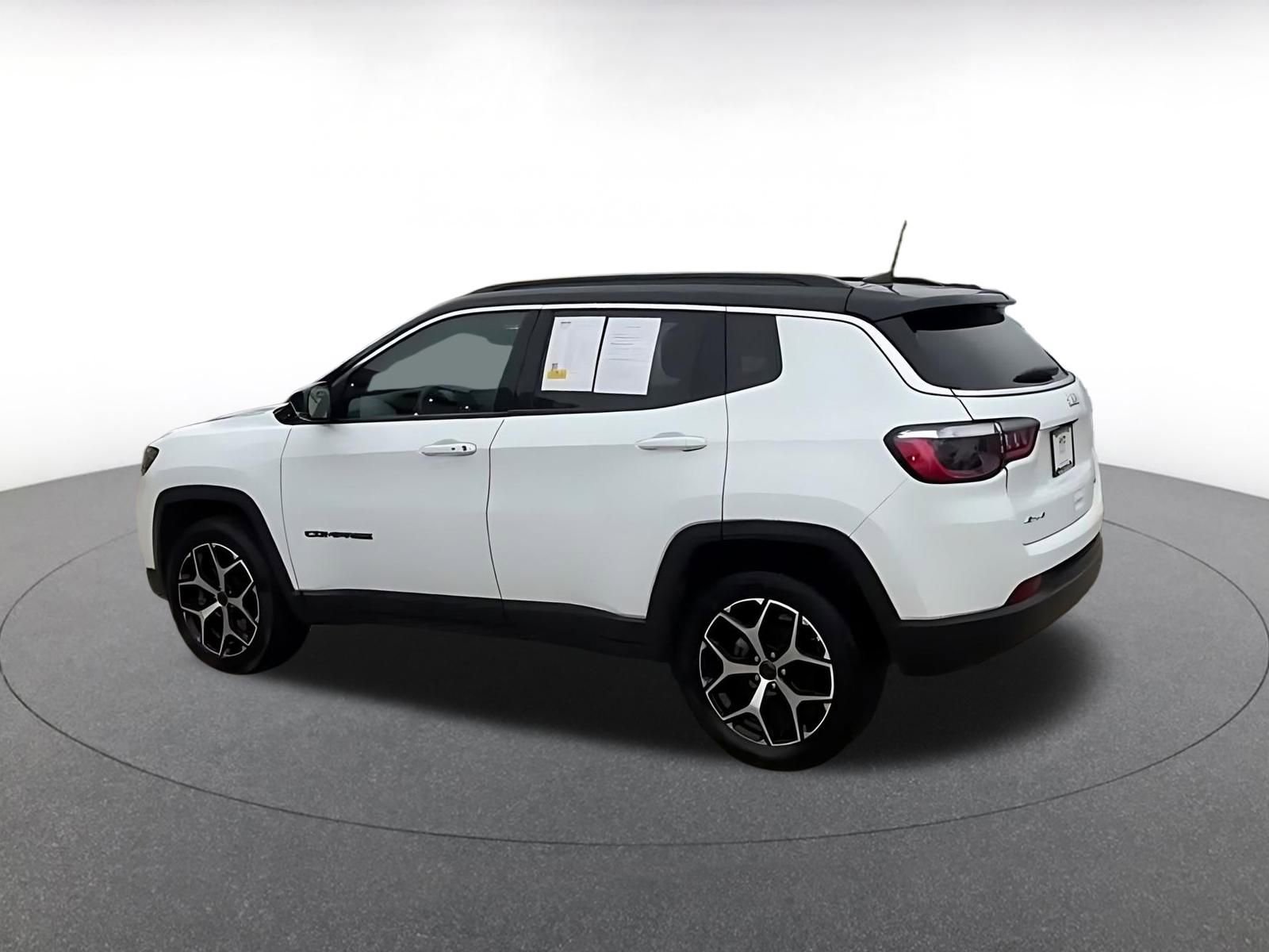 Thumbnail: 2025 Jeep Compass - 4