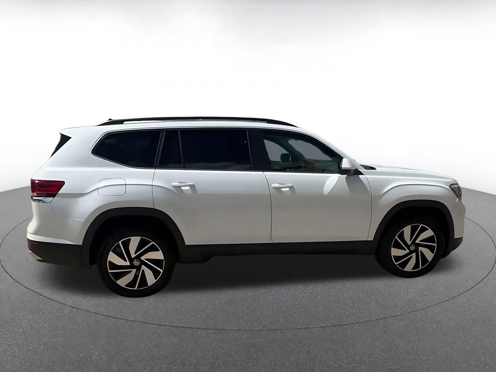 Thumbnail: 2026 Volkswagen Atlas - 13