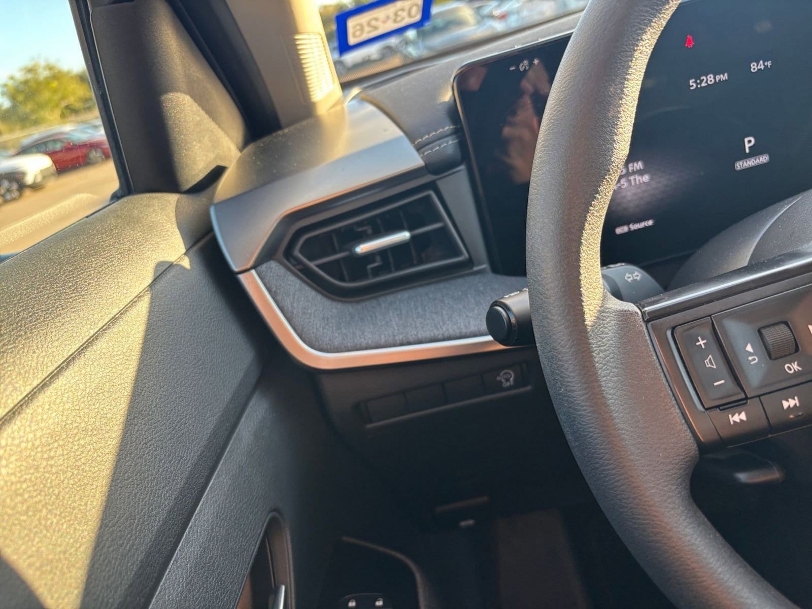 Thumbnail: 2025 Nissan Kicks - 32