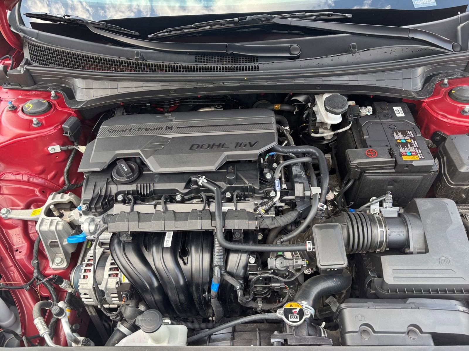 Thumbnail: 2025 Hyundai Elantra - 30