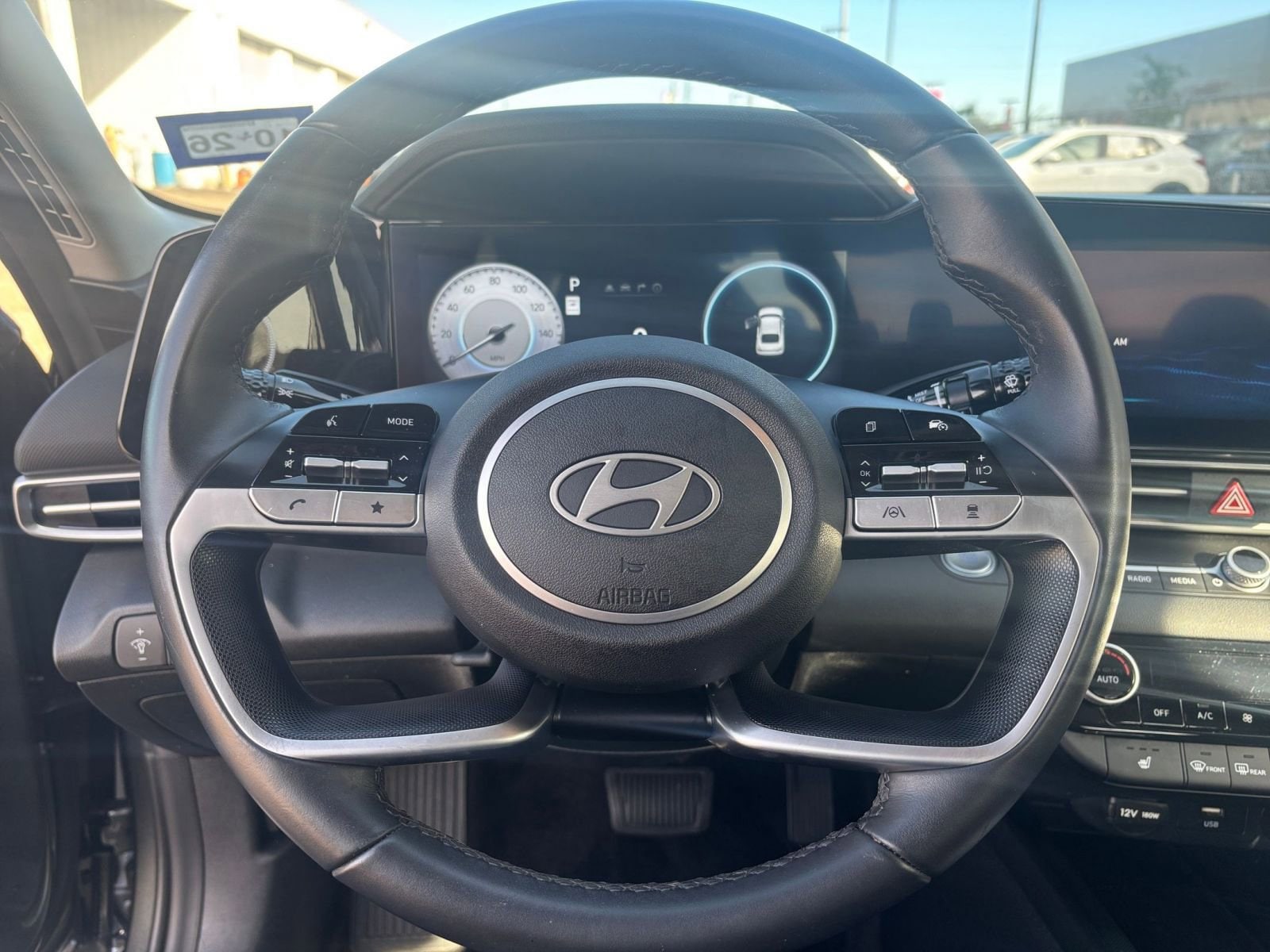 Thumbnail: 2025 Hyundai Elantra - 25