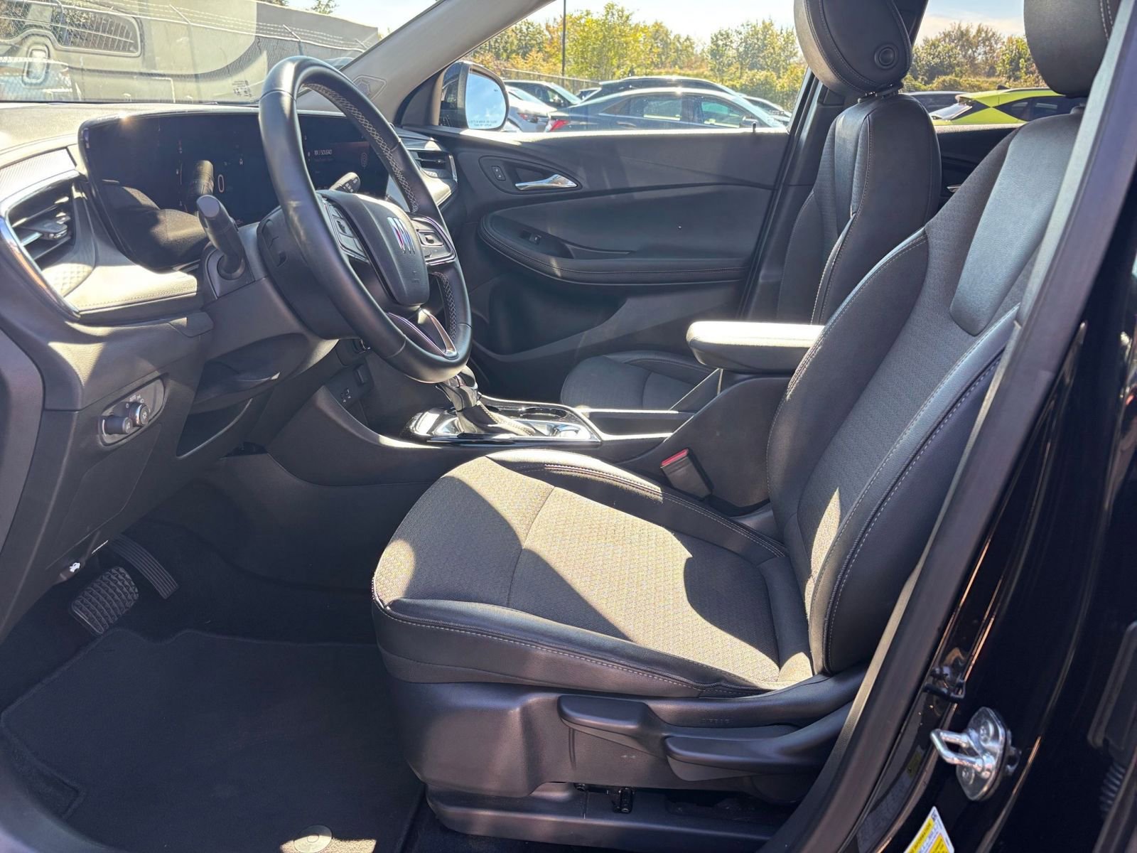 Thumbnail: 2025 Buick Encore GX - 24