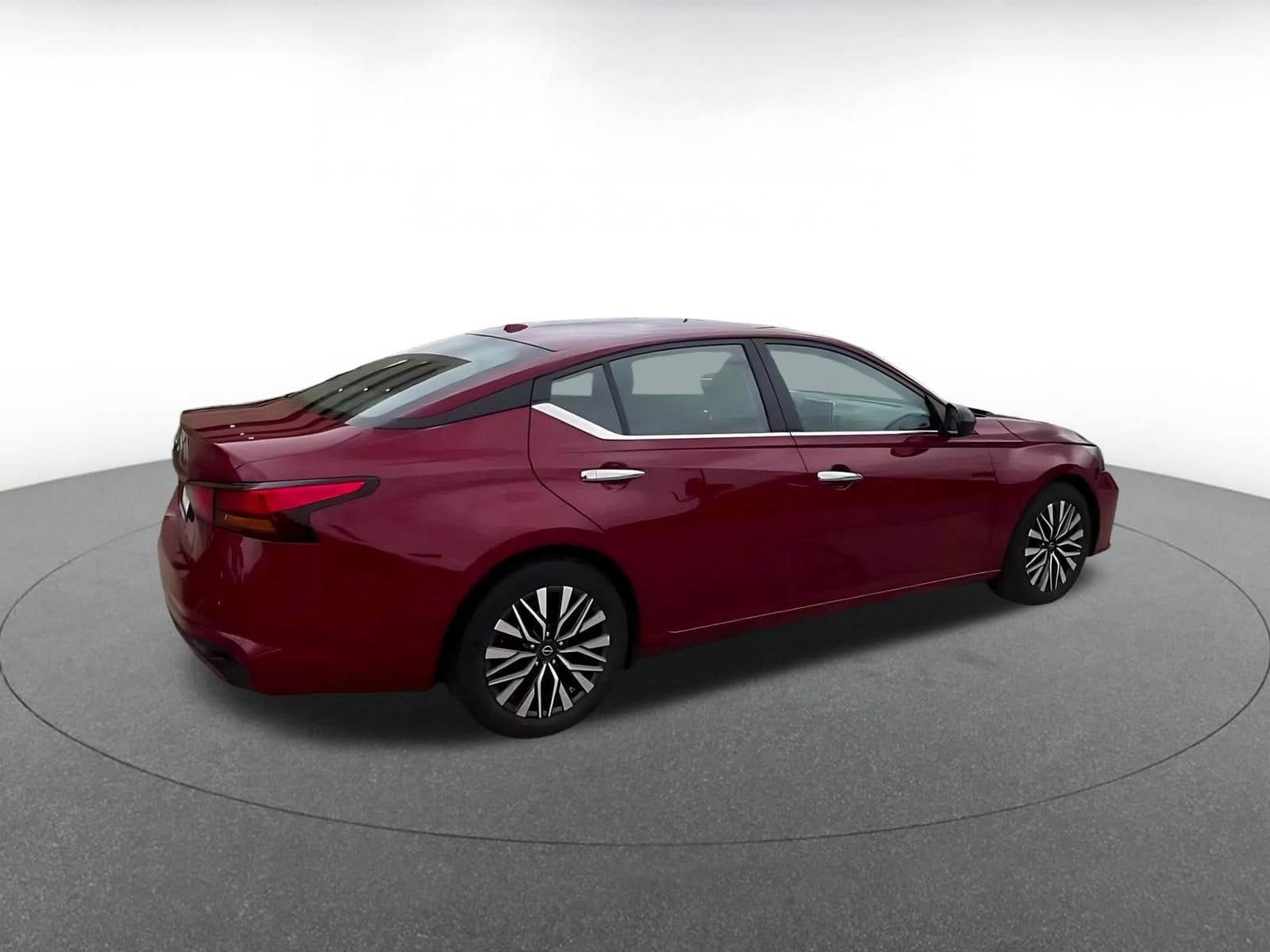 Thumbnail: 2025 Nissan Altima - 15