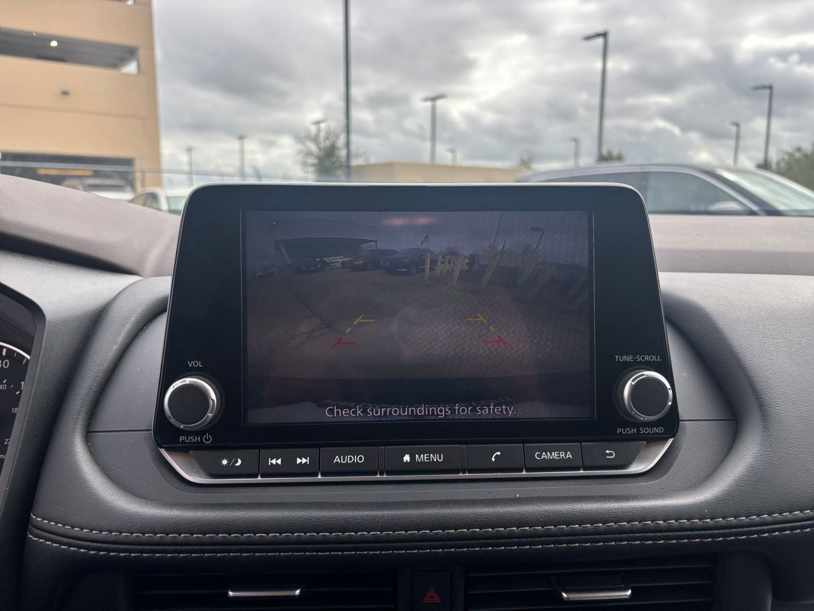 Thumbnail: 2023 Nissan Rogue - 17