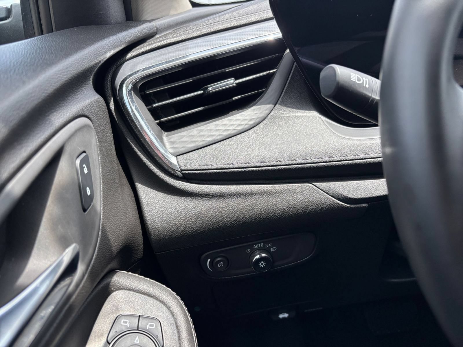 Thumbnail: 2025 Buick Encore GX - 33