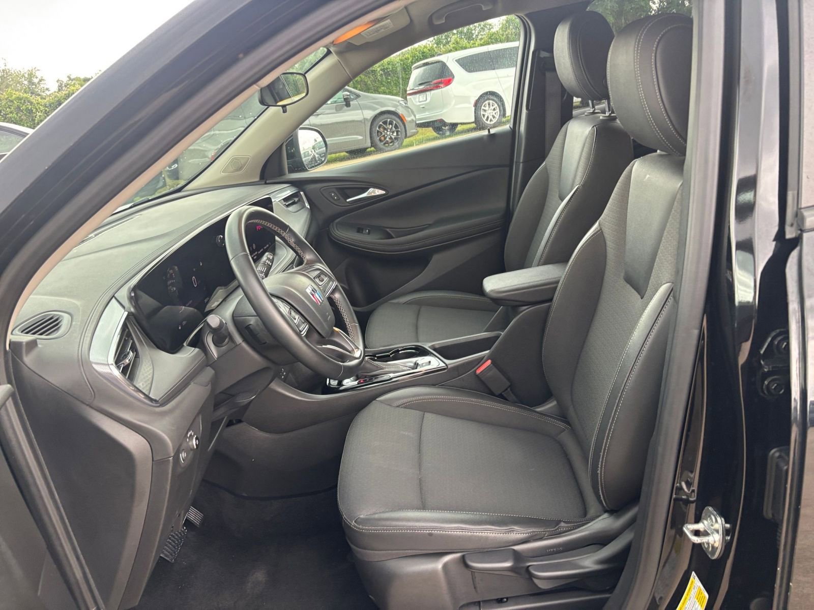 Thumbnail: 2025 Buick Encore GX - 25