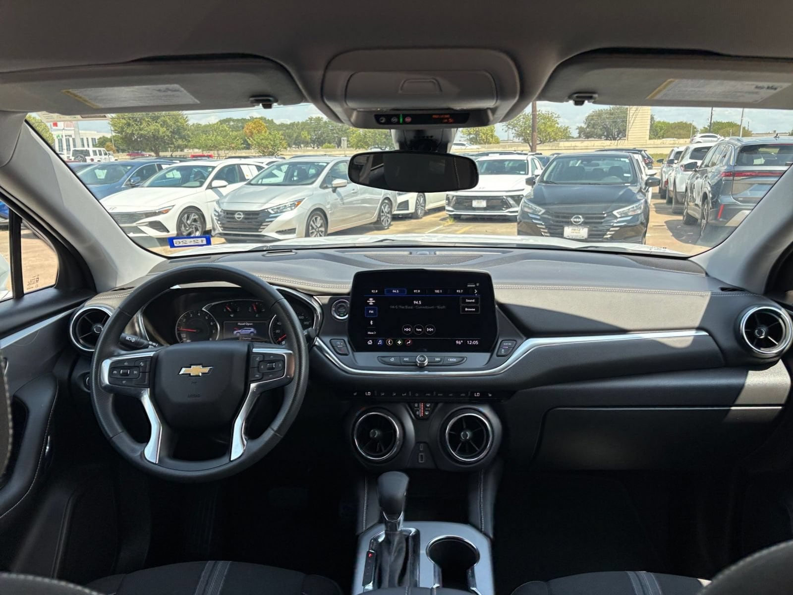 Thumbnail: 2026 Chevrolet Blazer - 33